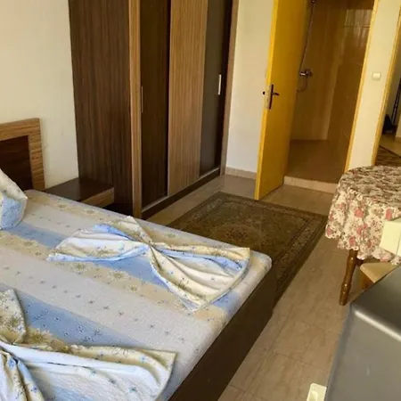 къщта за гости  уют * Свети-Влас